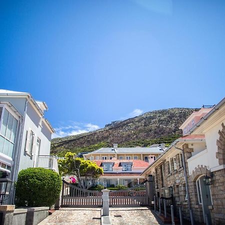 The Majestic Apartments Kalk Bay Exterior photo