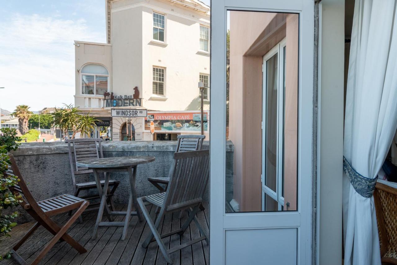 The Majestic Apartments Kalk Bay Exterior photo
